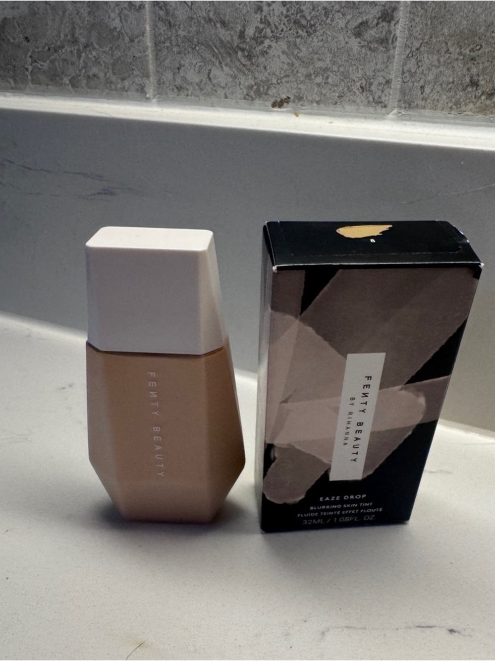 Fenty Beauty Eaze Drop Blur Serum Tint - Shade 8